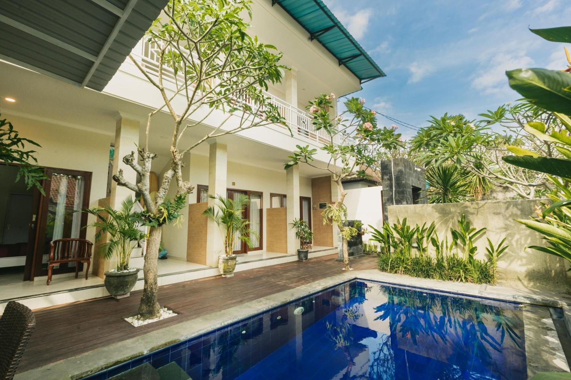 Happy Devi Guesthouse Canggu Eksteriør billede