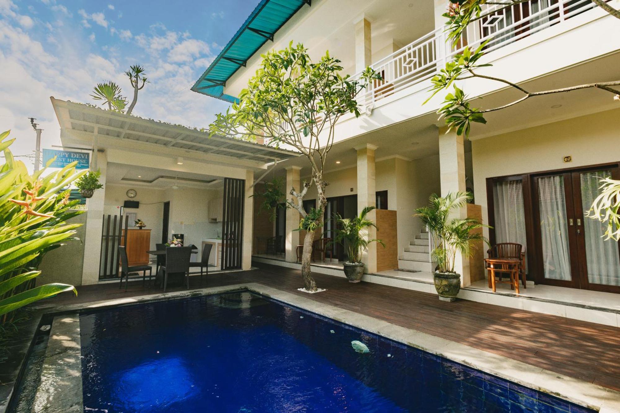 Happy Devi Guesthouse Canggu Eksteriør billede